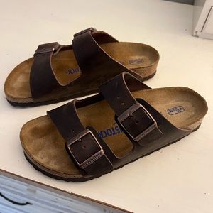 Brown, size 5, women’s Birkenstocks. Brand new-never worn